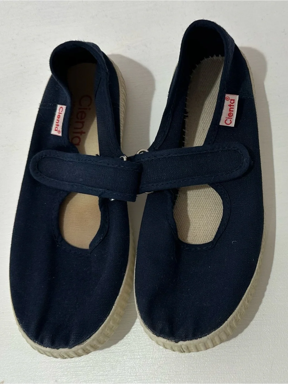 Cienta Navy Mary Jane Shoes Girls size EU 31 (US 13.5) MISSING ONE INSOLE
